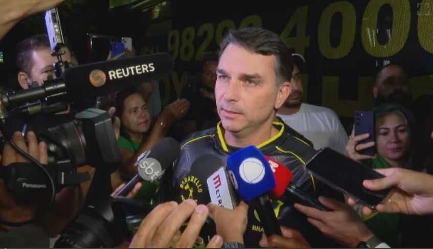 FLAVIO BOLSONARO 22-11-25
