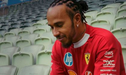 Hamilton recebe presente de Neymar antes do GP de São Paulo de Fórmula 1