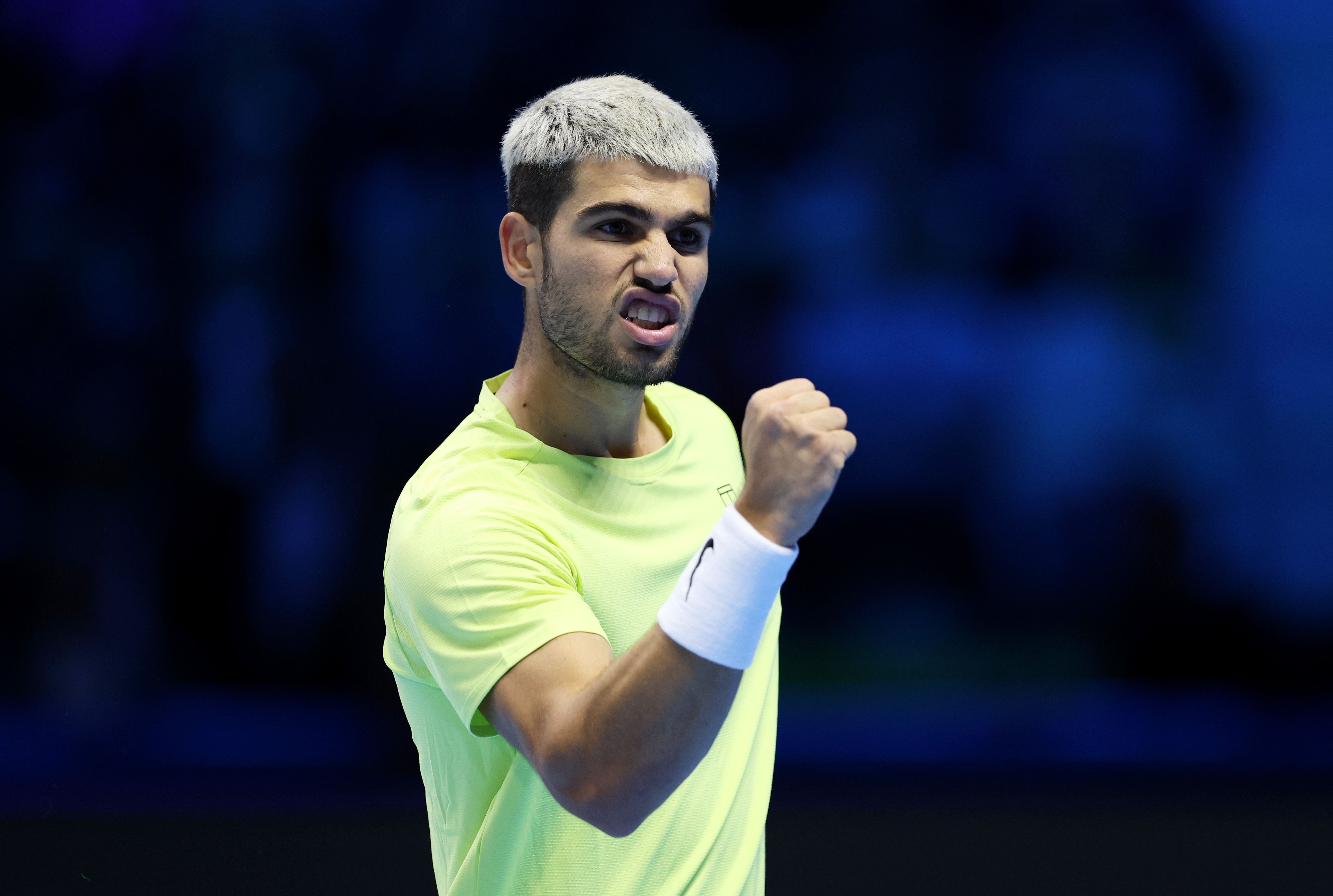 Carlos Alcaraz na final do ATP Finals 2025 contra Jannik Sinner, em Turim