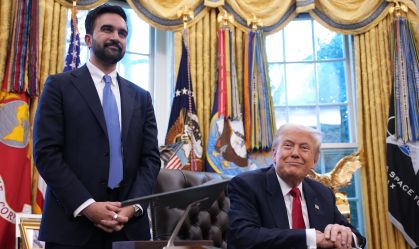 Trump diz que é "ok" prefeito eleito de Nova York chamá-lo de fascista