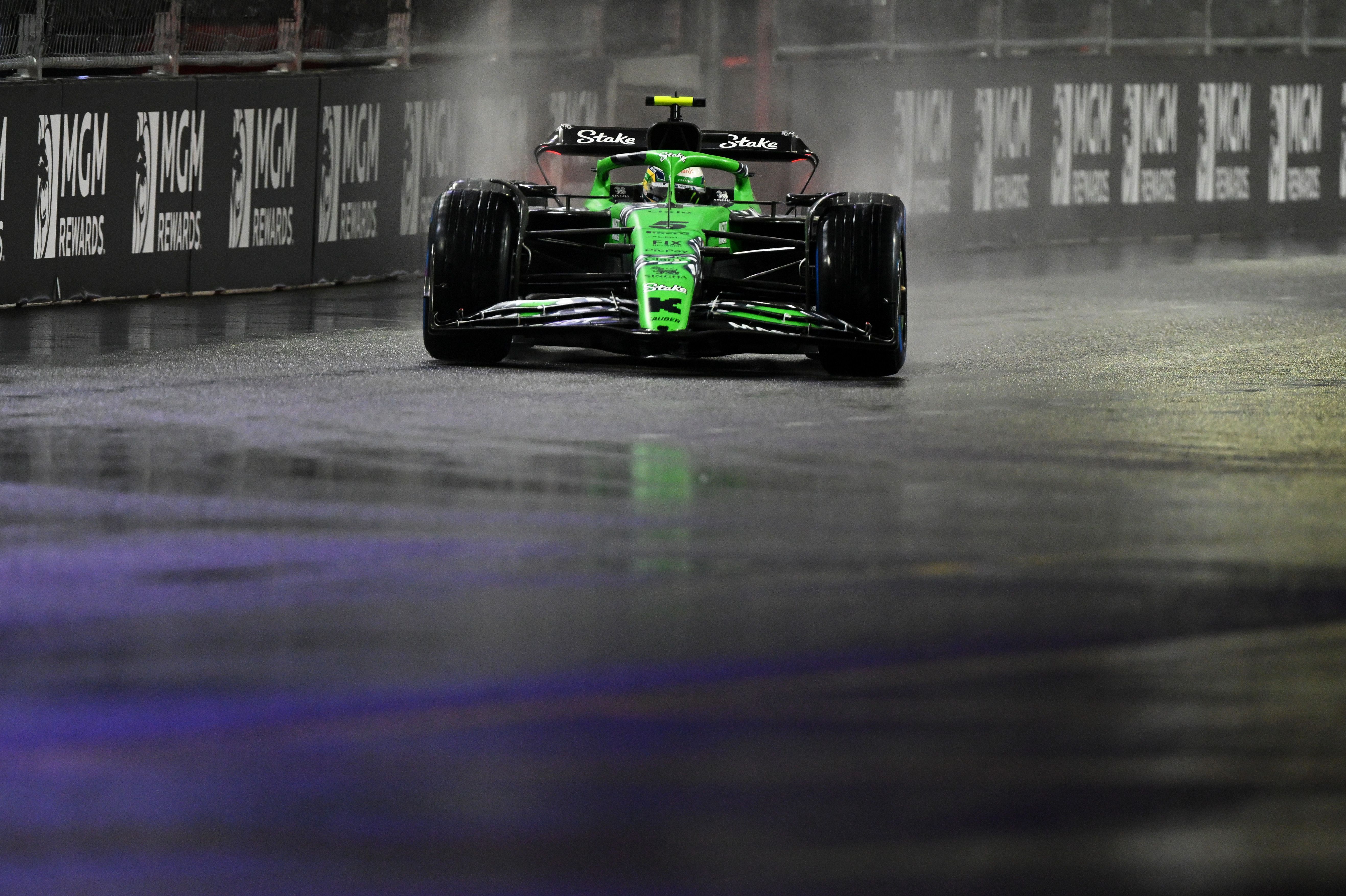 Gabriel Bortoleto durante a qualificação para o GP de Las Vegas.