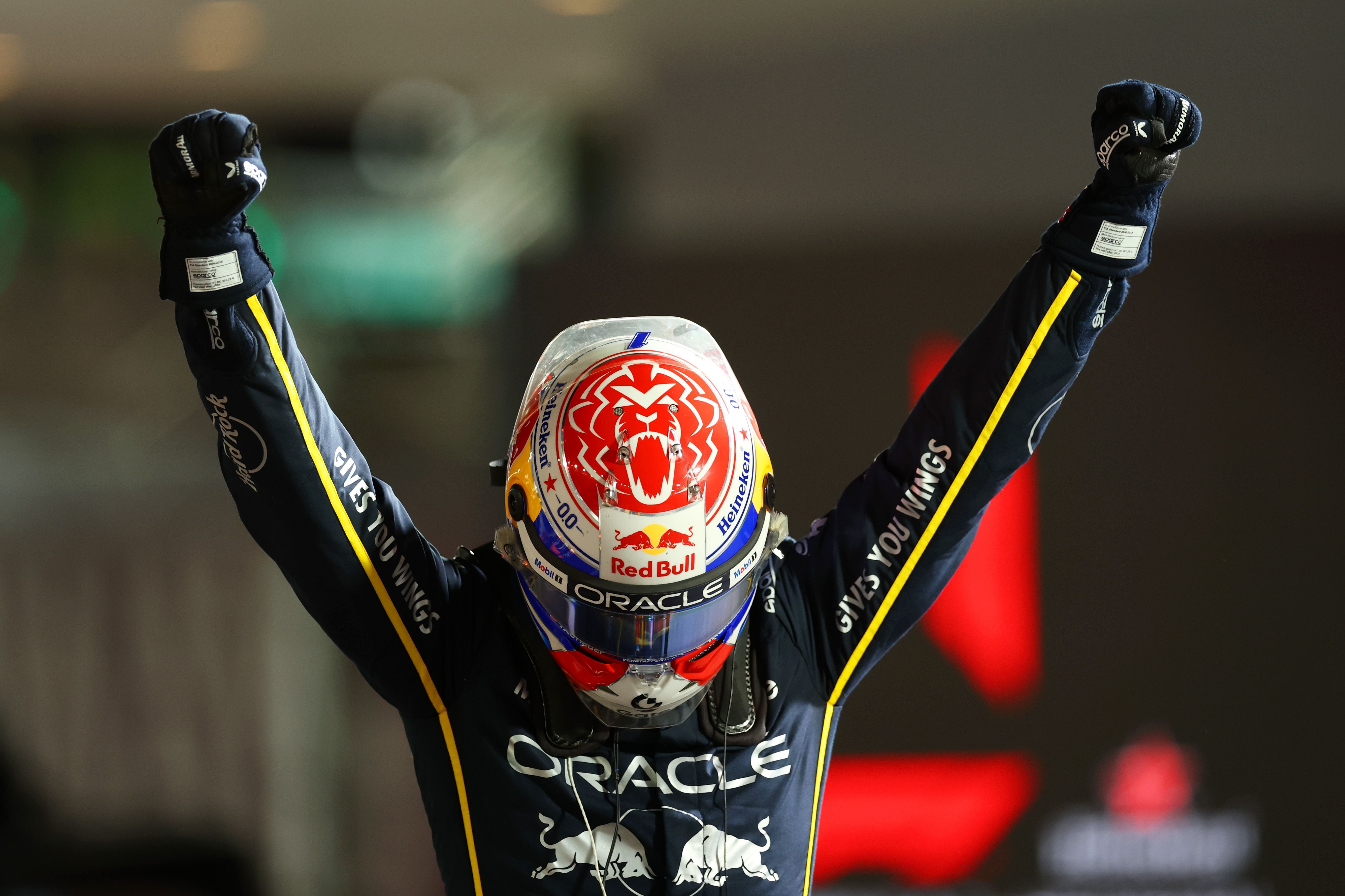 Max Verstappen comemorando a conquista do GP Las Vegas