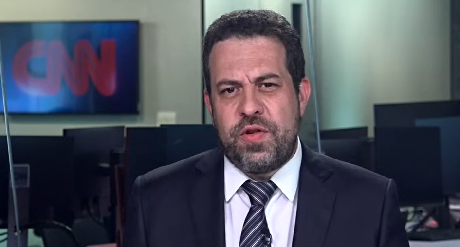 Ministro-chefe da Secretaria-Geral da Presidência, Guilherme Boulos (PSOL), à CNN