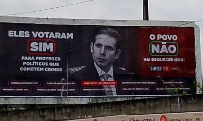 Hugo aciona Justiça por difamação após outdoors contra PEC da Blindagem