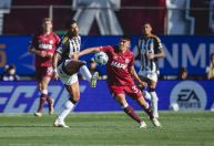 Atlético-MG ou Lanús? Vote em quem será o campeão da Sul-Americana 2025