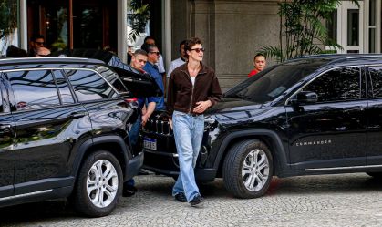 Shawn Mendes vai a premiação do príncipe William no Rio de Janeiro; veja