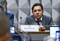 CPMI do INSS: presidente apreende celular de empresário durante depoimento