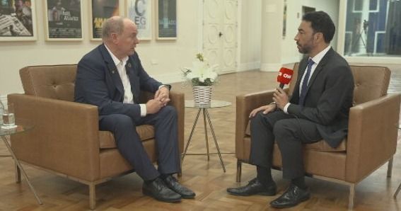 Iuri Pitta entrevista o príncipe Albert II de Mônaco