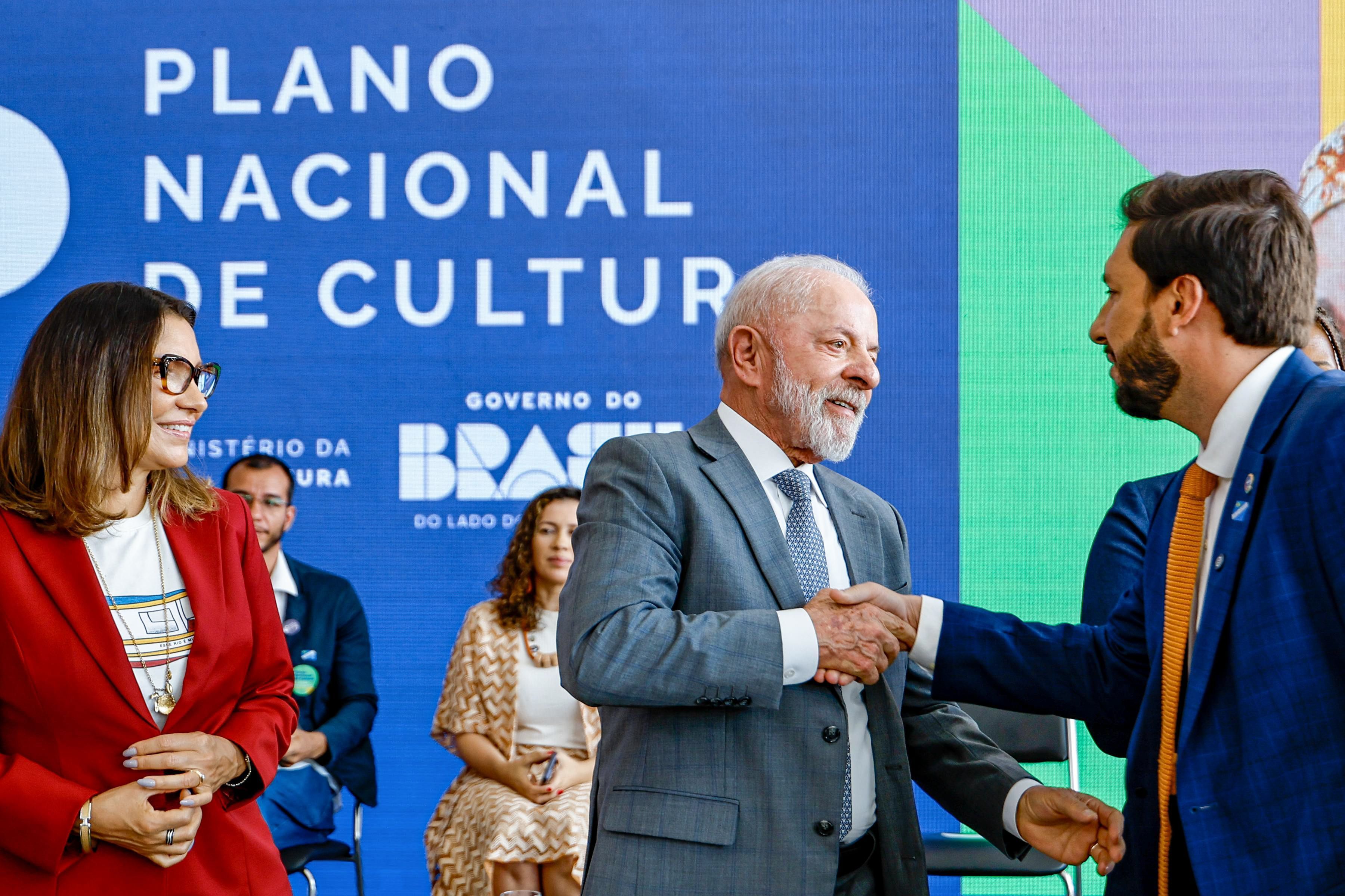 17.11.2025 – Cerimônia de Entrega do Projeto de Lei do Plano