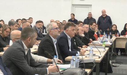 Macedônia do Norte inicia julgamento sobre incêndio que matou 63 pessoas