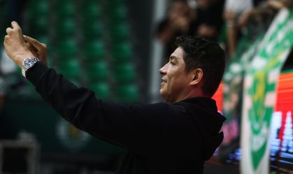 Ex-técnico diz que Jardel usava cocaína no vestiário do time em Portugal