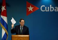 Cuba acusa EUA de buscarem derrubar o regime venezuelano "violentamente"