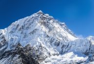 Alpinistas morrem após avalanche nas montanhas do Himalaia, no Nepal