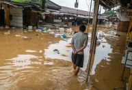 Inundações já deixaram 41 mortos e mais de meio milhão sem luz no Vietnã