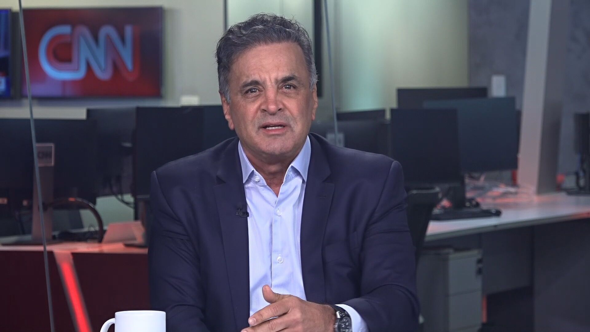 O deputado federal Aécio Neves (MG) em entrevista à CNN