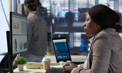 Processos por racismo disparam no Brasil, aponta painel do CNJ