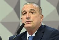 À CPMI do INSS, Onyx diz que problemas com descontos eram "recorrentes"