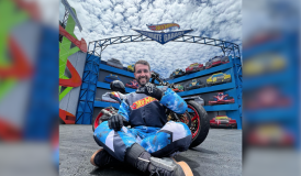 Quem era o piloto que morreu em apresentação no Beto Carrero World