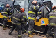 Acidente com van escolar deixa ao menos cinco feridos em SP