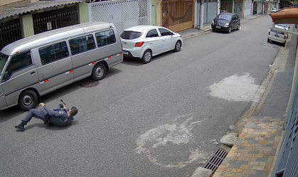 Vídeo mostra toda a perseguição e o momento em que o PM dispara 15 vezes contra o homem