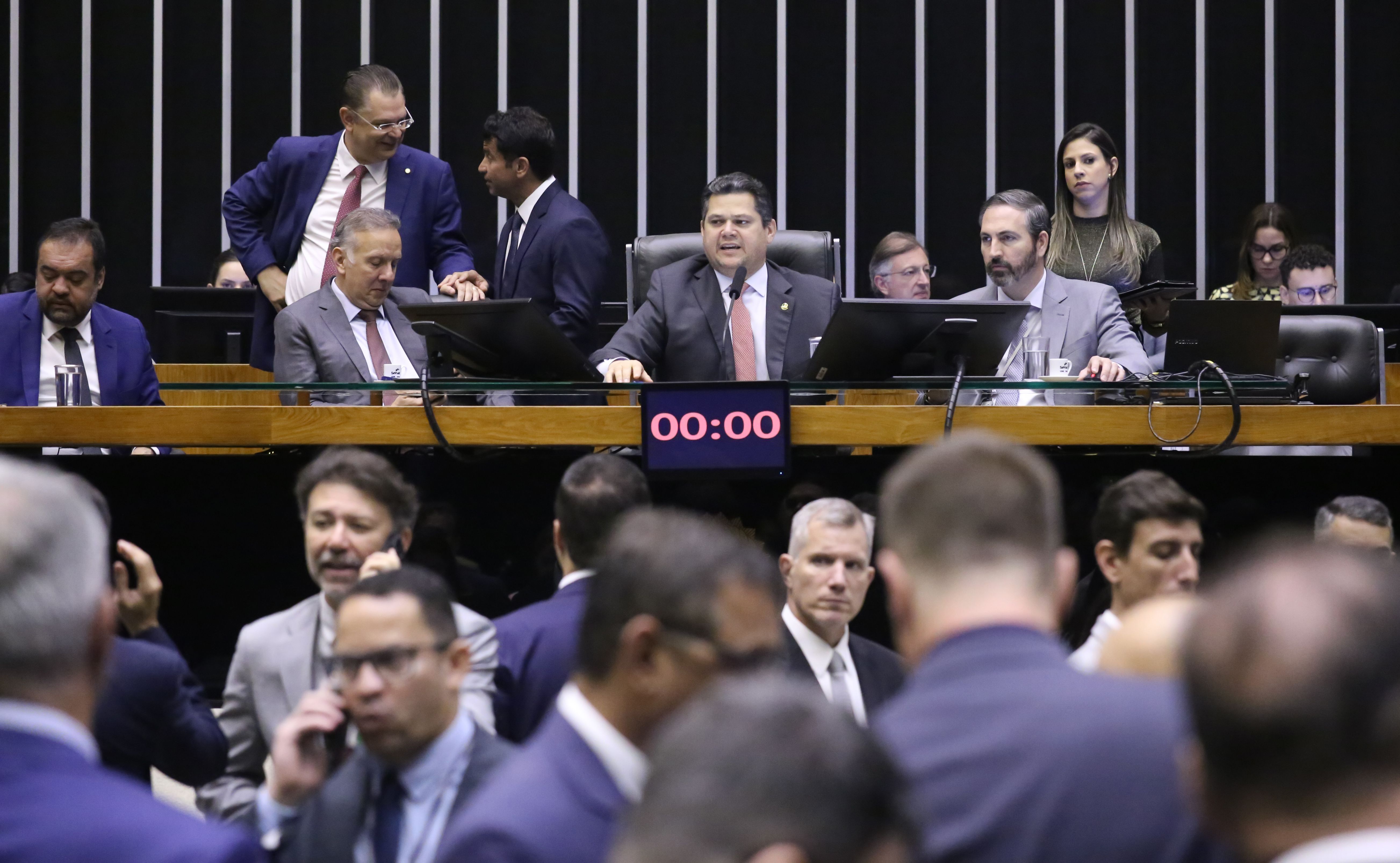 PLENÁRIO SESSÃO CONGRESSO 27-11-25