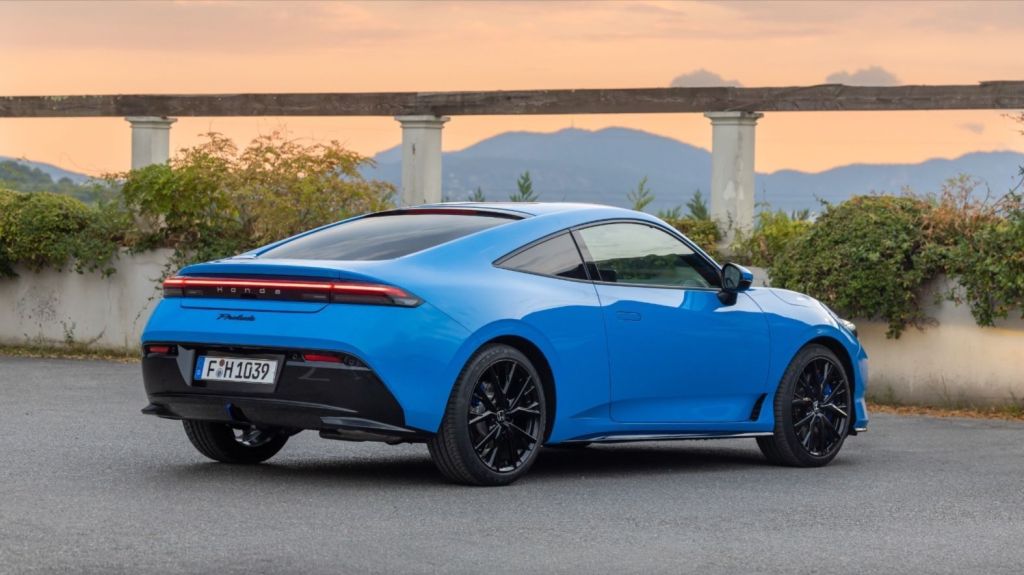 Honda Prelude é um esportivo cupê