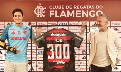 Pedro é homenageado pelo Flamengo e projeta retorno com títulos em 2025
