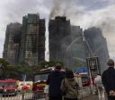 Número de mortos em incêndio em Hong Kong sobe para 146