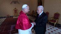 Presidente palestino Mahmoud Abbas se reúne com papa Leão no Vaticano