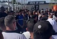 Organizada pressiona elenco do Vasco e acusa jogadores de boicote