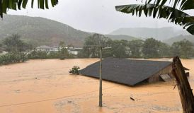 Imagens: Casas ficam embaixo d’água após temporal atingir município de SC