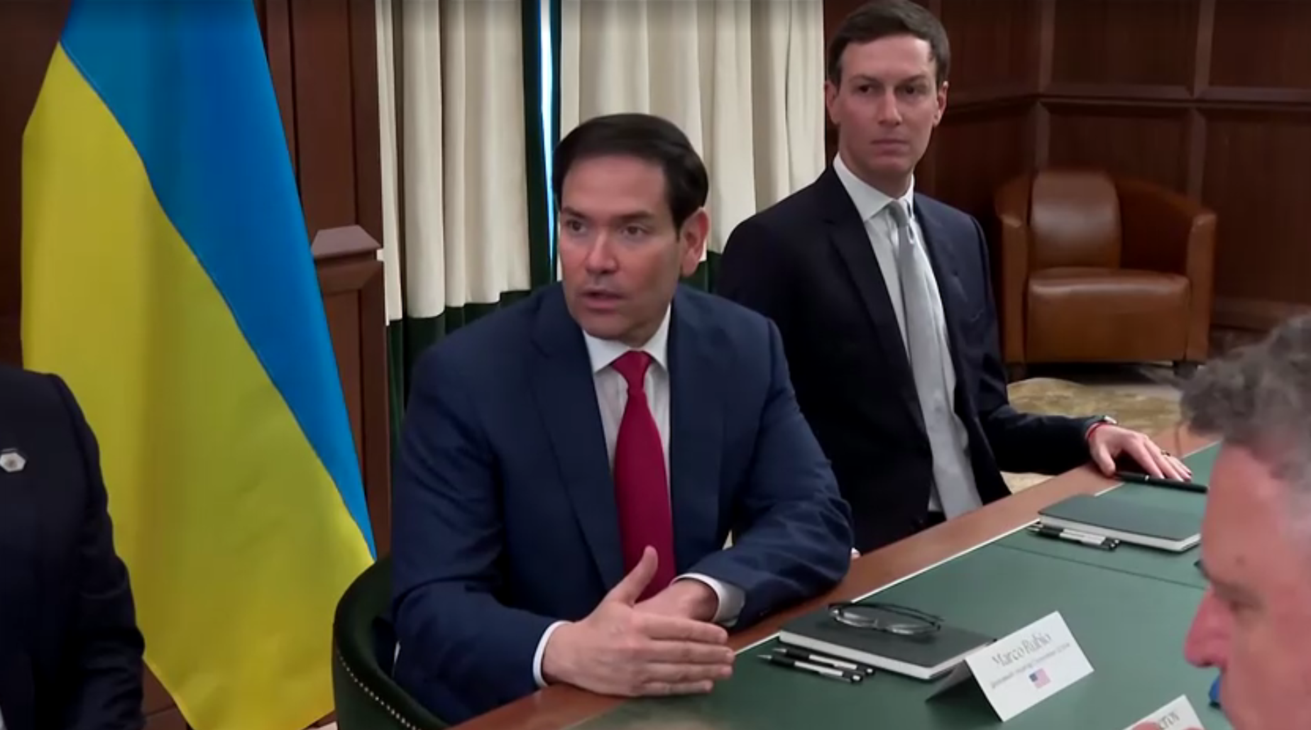 Secretário de Estado, Marco Rubio, em reunião com delegação ucraniana