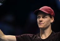 Jannik Sinner vence De Minaur e vai à terceira final seguida do ATP Finals