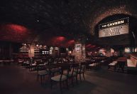 The Cavern Club: bar onde os Beatles começaram estreia em SP neste sábado