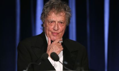 Morre aos 88 anos Tom Stoppard, dramaturgo e roteirista vencedor do Oscar