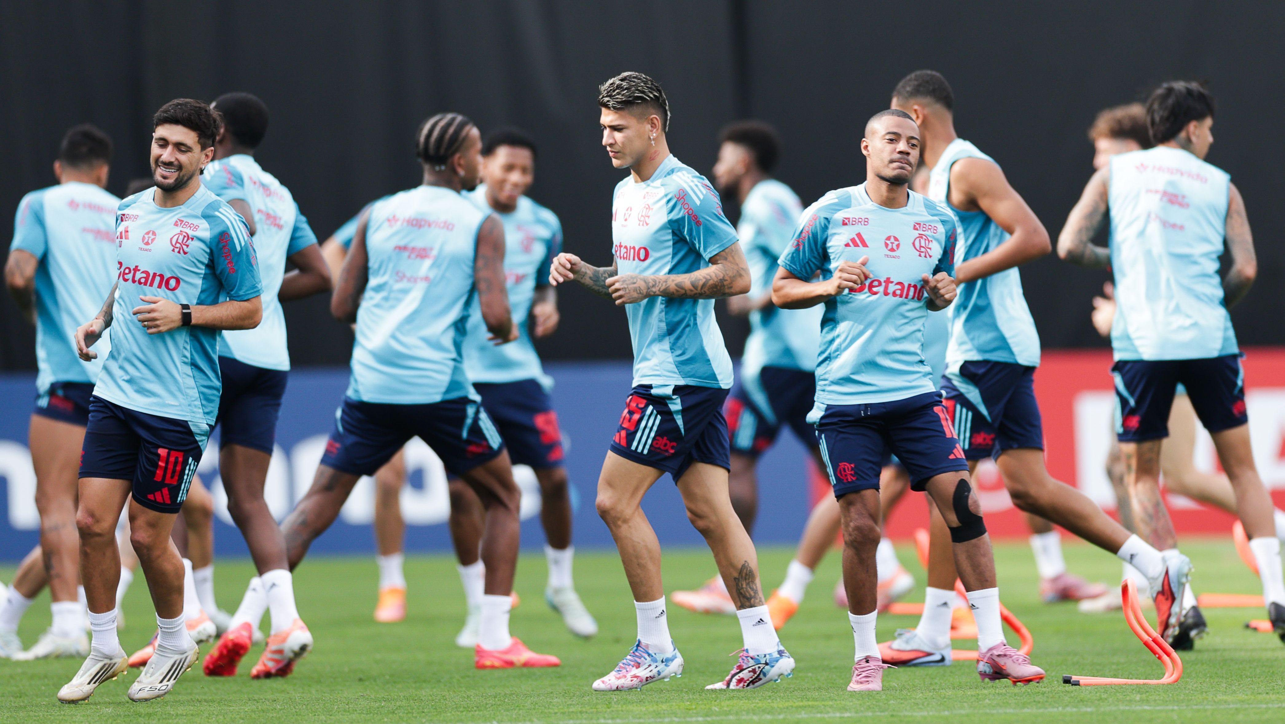 Treino do Flamengo em Lima