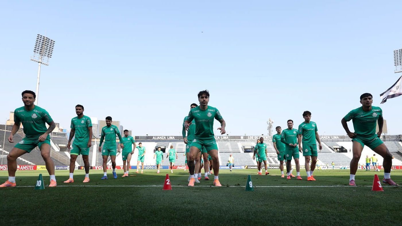 Treino do Palmeiras em Lima
