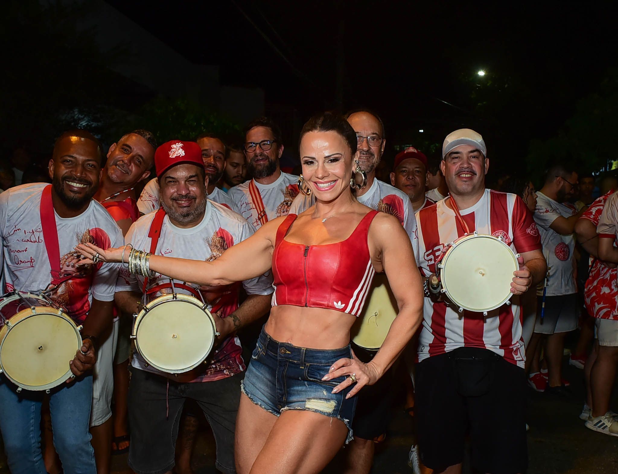 Viviane Araújo no ensaio de rua do Salgueiro • Webert Belicio / Agnews
