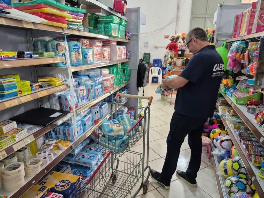 O órgão apreendeu 960 quilos de produtos impróprios para consumo, em Barão do Triunfo (RS) • Divulgação/MPRS