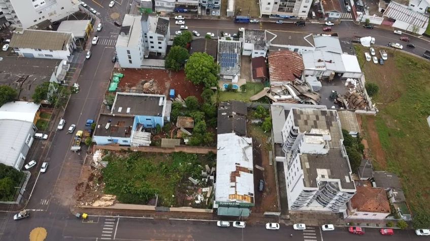 Imagens dos estragos após passagem de tornado em Xanxerê, no Oeste de Santa Catarina • Coordenadoria Regional da Defesa Civil/Divulgação