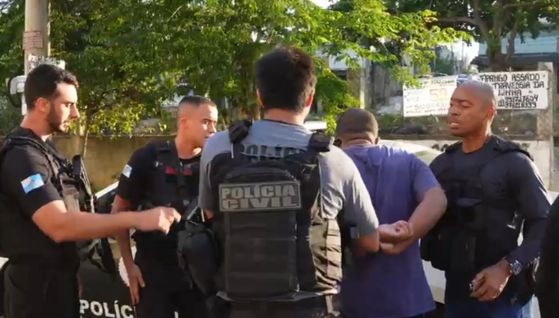 Prisão morte agente (RJ)