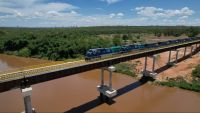 Maior obra ferroviária do país avança 1 km por dia em Mato Grosso