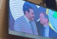 Messias e Mendonça se abraçam durante culto em SP; veja vídeo