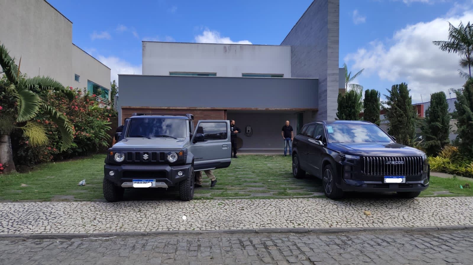 Polícia prende sete e bloqueia R$ 60 milhões em esquema de grilagem na Bahia