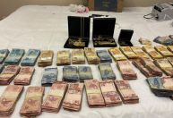 BA: advogada ligada à facção é presa com R$ 190 mil e joias de ouro