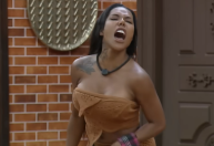 Em "A Fazenda", Carol Lekker detona peões: "Bando de covardes"