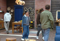 Roça fake? Odiados? Peões reagem ao Super Paiol de "A Fazenda"