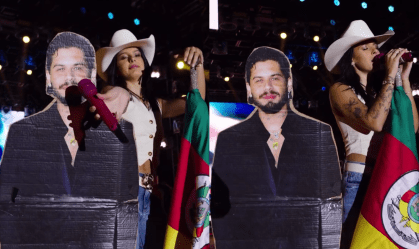 Zé Felipe de papelão: Ana Castela improvisa participação do namorado