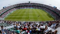 Torcedores da Argentina lotam estádio na Espanha em treino da seleção