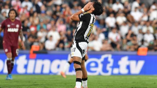 Biel lamenta uma das chances que perdeu na final da Sul-Americana entre Atlético-MG e Lanús